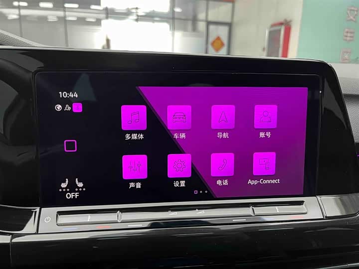 Фото 6 - Volkswagen Golf