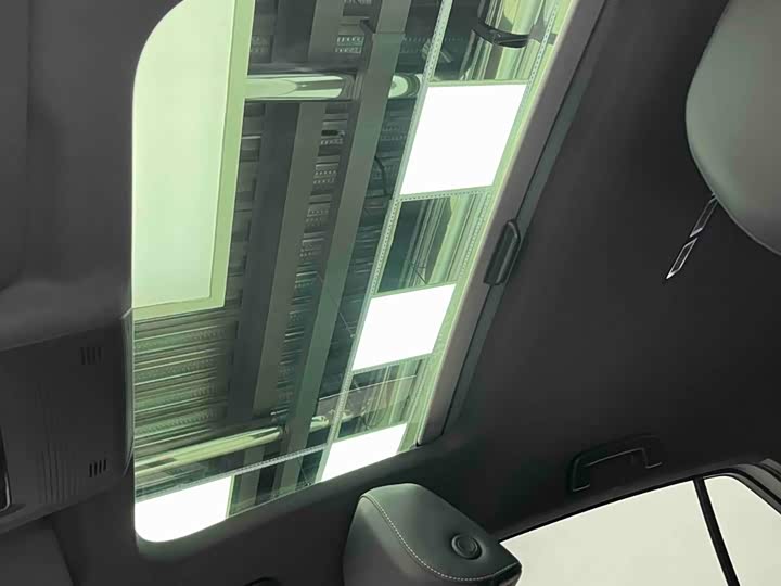 Фото 9 - Volkswagen Golf