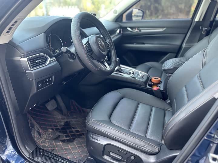 Фото 4 - Mazda CX-5