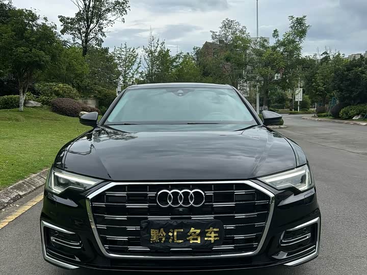 Фото 1 - Audi A6L
