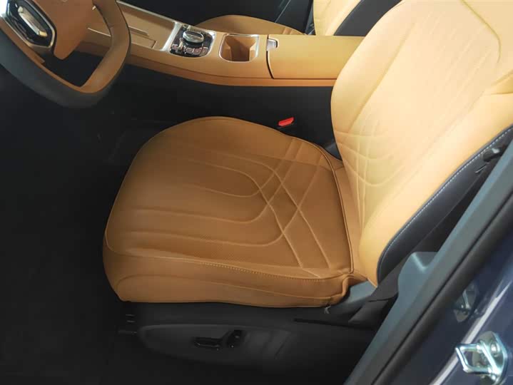 Фото 9 - Geely Galaxy Starship 7