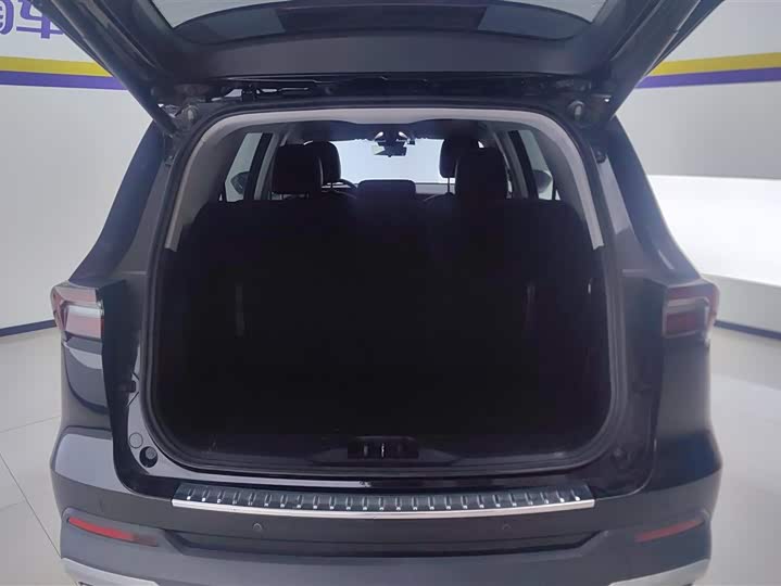 Фото 4 - Ford Equator