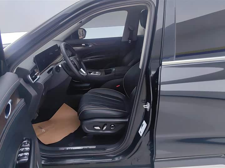 Фото 9 - Ford Equator