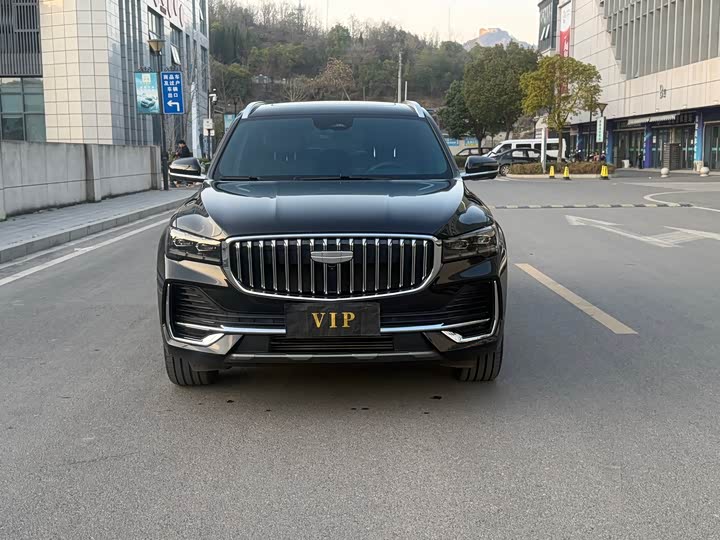 Фото 2 - Geely Monjaro