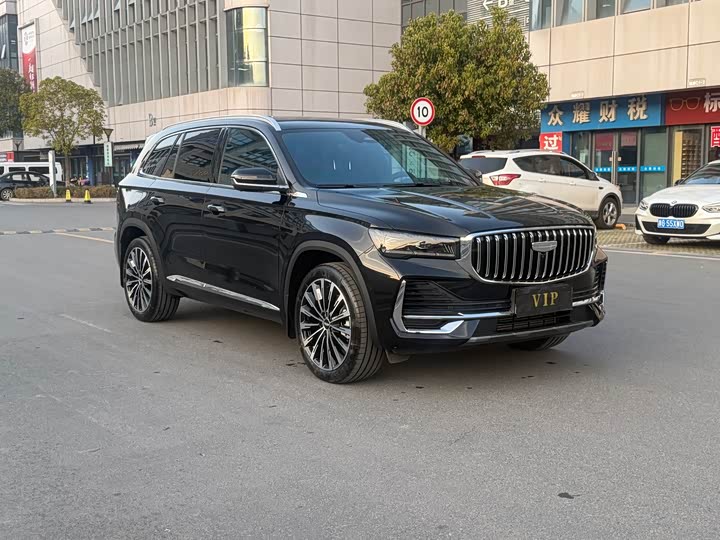 Фото 3 - Geely Monjaro