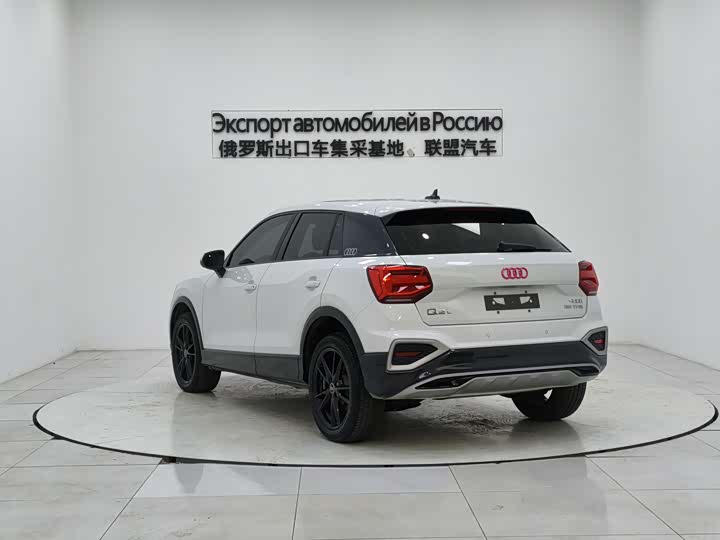 Фото 4 - Audi Q2L