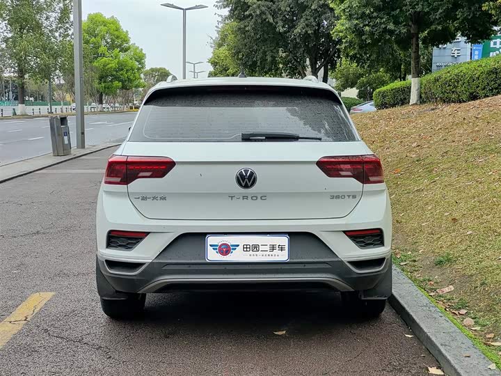 Фото 5 - Volkswagen T-Roc