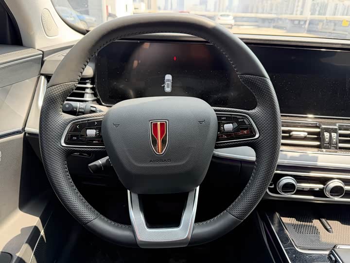 Фото 8 - Hongqi HS5