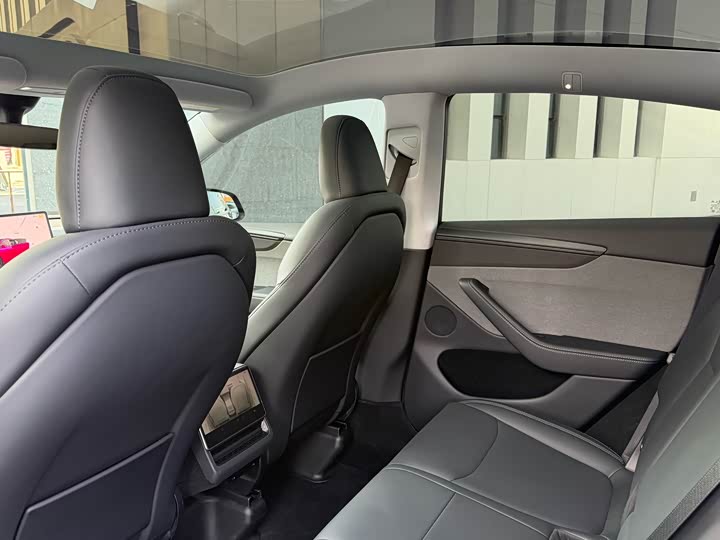 Фото 5 - Tesla Model Y