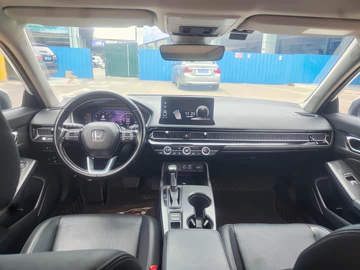 Photo 7 - Honda Civic