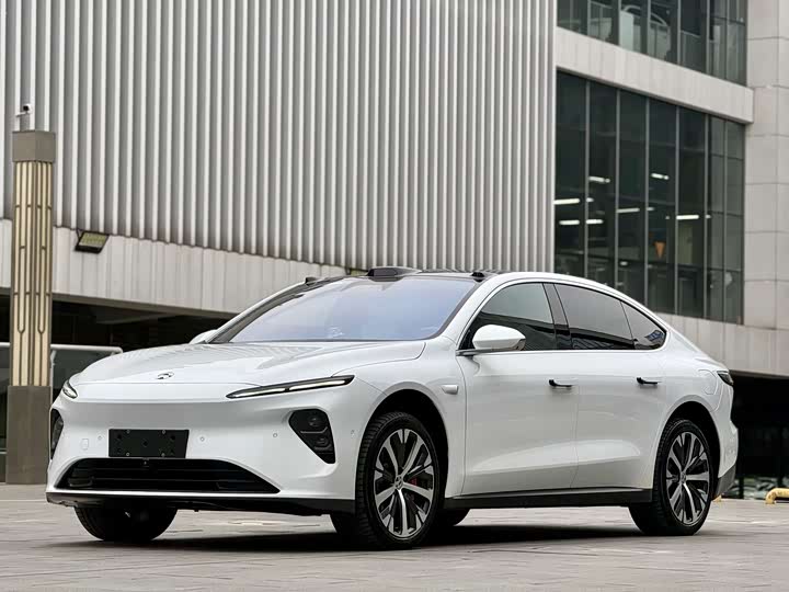 Фото 1 - Nio ET7