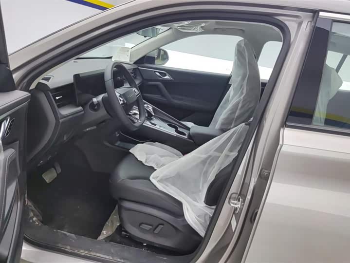 Photo 9 - Roewe RX5 Hybrid