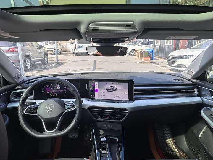 Photo 9 - Volkswagen Lamando L