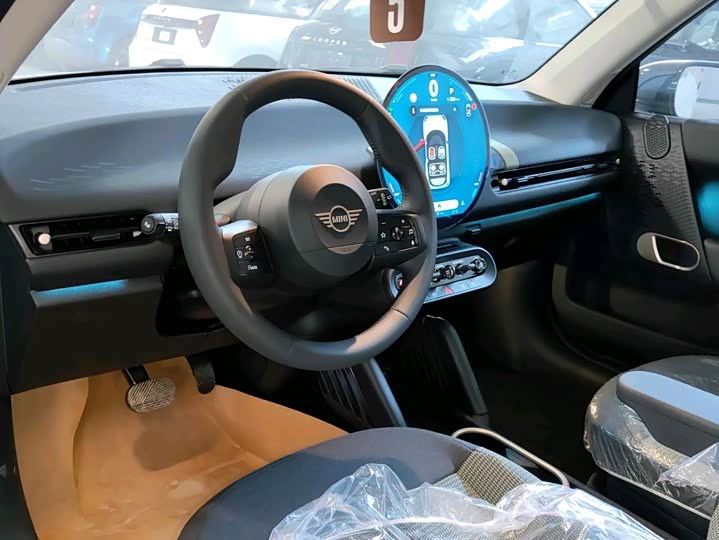 Фото 4 - Mini Cooper