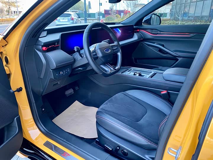 Фото 4 - Ford Mondeo