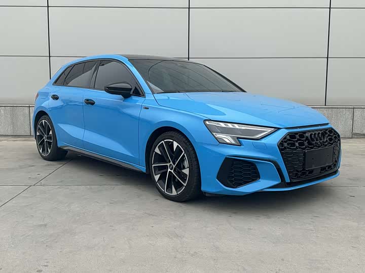 Фото 2 - Audi A3