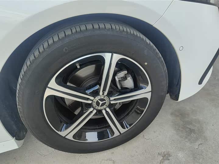 Фото 6 - Mercedes-Benz A-Class