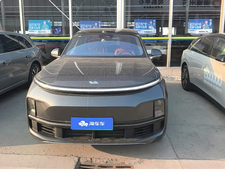 Photo 2 - LiXiang L8