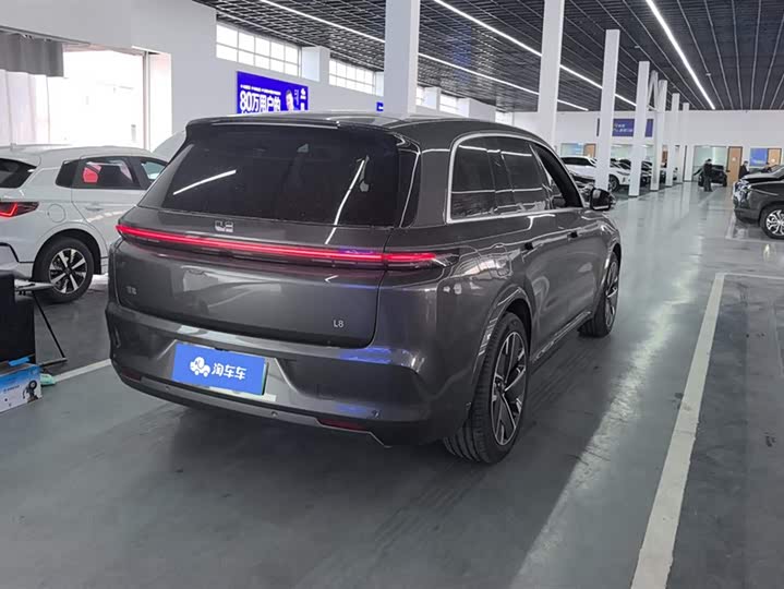 Photo 3 - LiXiang L8