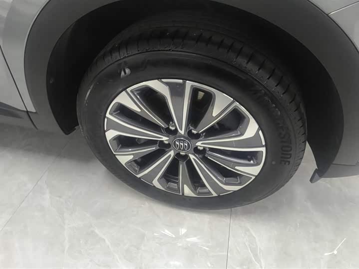 Фото 6 - Buick Envision S