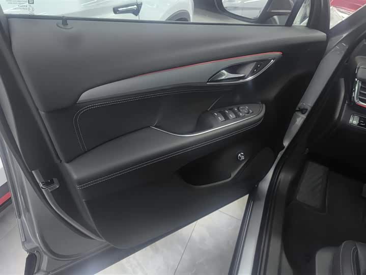 Фото 7 - Buick Envision S