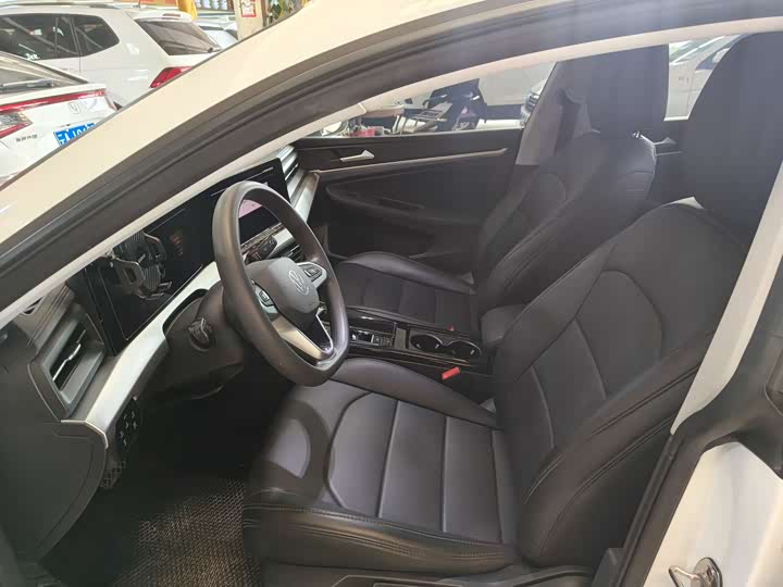 Photo 4 - Volkswagen Lamando L