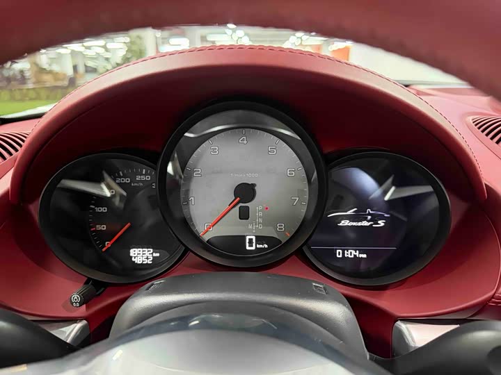 Photo 8 - Porsche 718