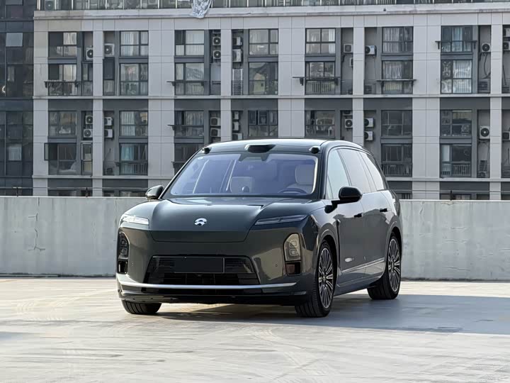 Фото 1 - Nio ES8