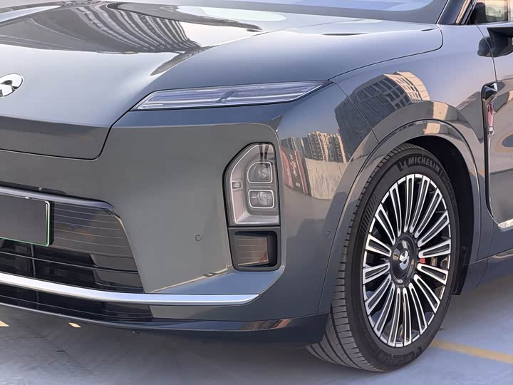 Фото 4 - Nio ES8