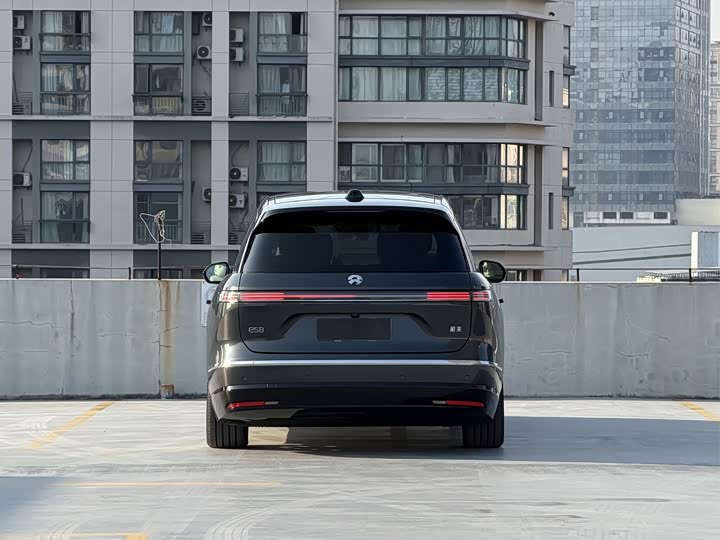 Фото 6 - Nio ES8