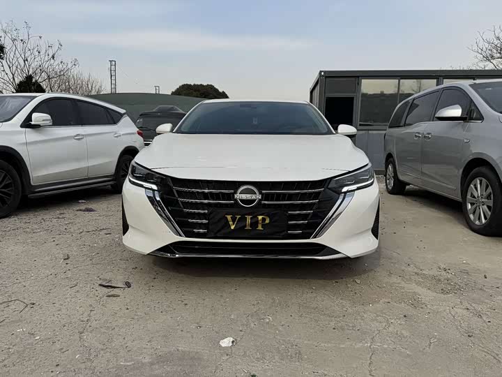 Фото 1 - Nissan Sylphy