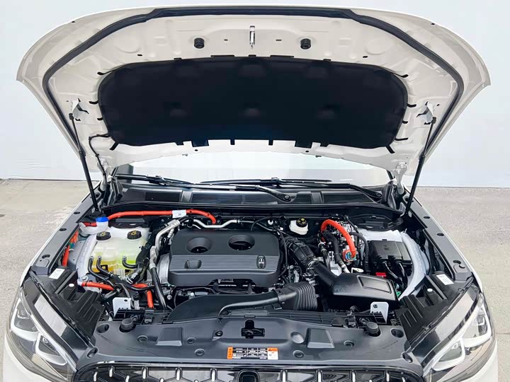 Фото 8 - Lincoln Corsair