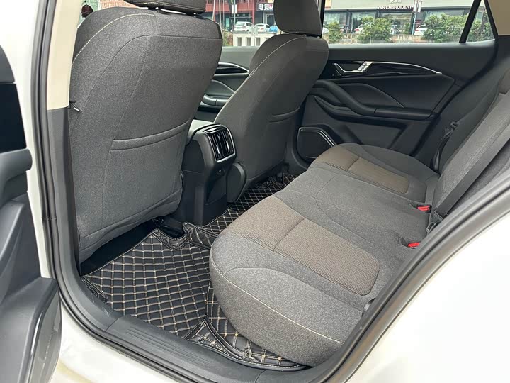 Bestune B70 2023 2023款 第三代 1.5T 自动畅享型
