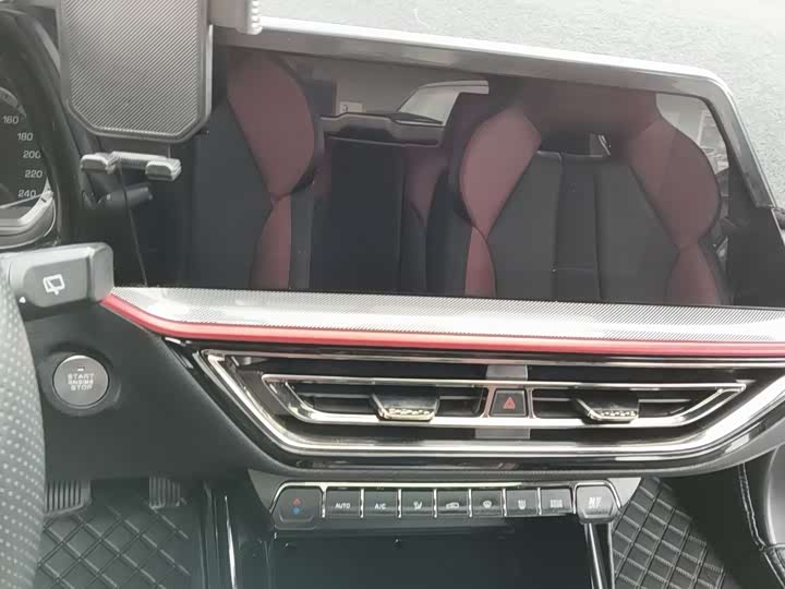 Фото 8 - Changan Oshan X5