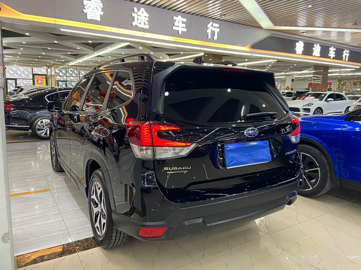 Photo 6 - Subaru Forester