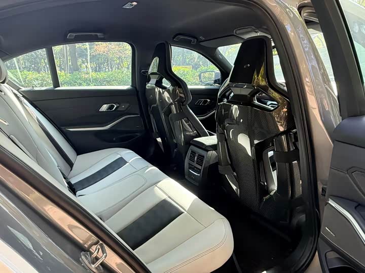 BMW M3 2024 2024款 M3四门轿车 雷霆版