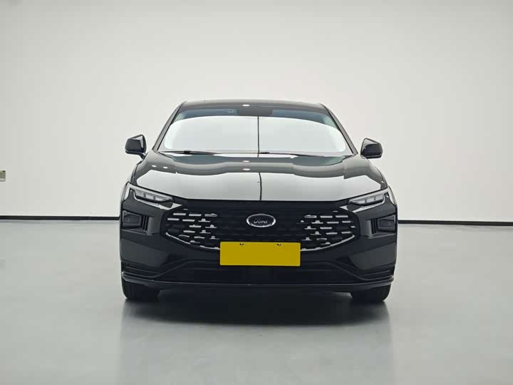 Фото 2 - Ford Mondeo