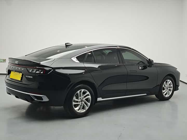 Фото 4 - Ford Mondeo