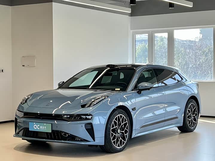 Фото 1 - Zeekr 001