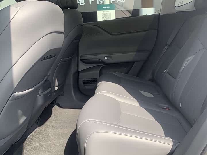 Фото 6 - XPeng G6