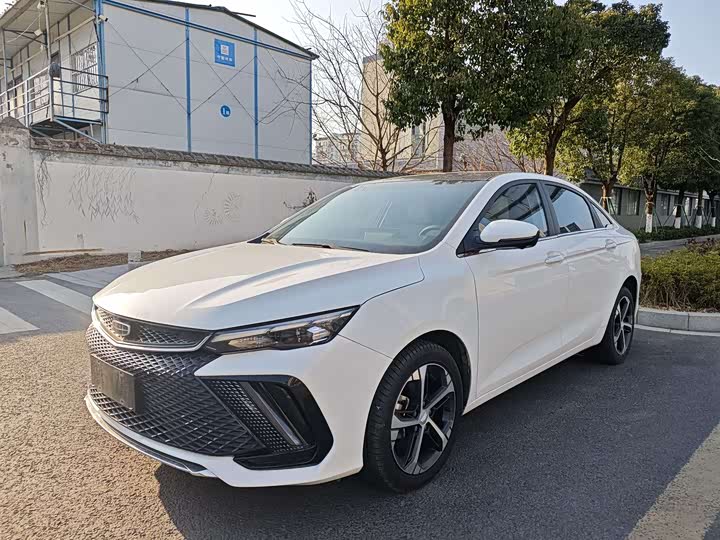 Фото 2 - Geely Emgrand L