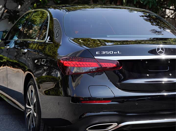 Фото 6 - Mercedes-Benz E-Class Hybrid