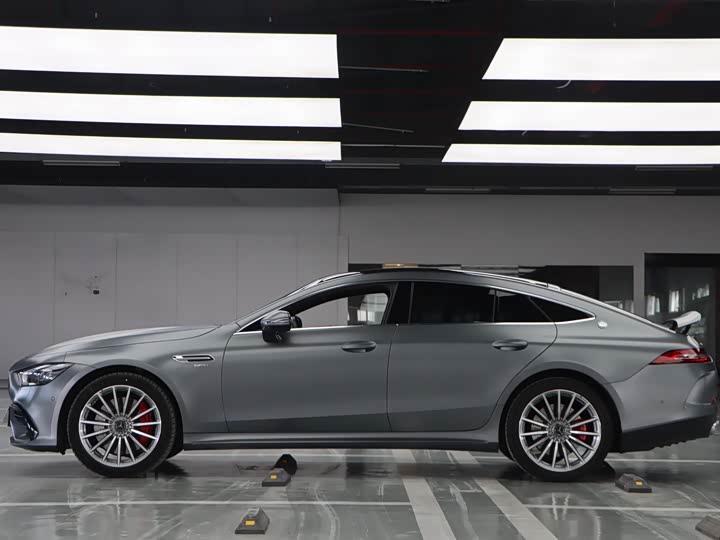 Фото 7 - Mercedes-Benz AMG GT