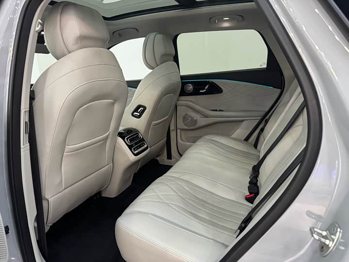 Фото 7 - Exeed RX