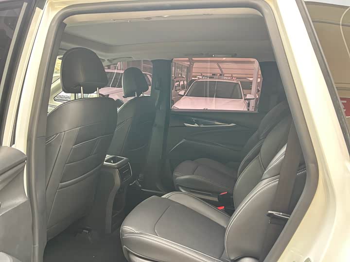 Фото 9 - Maxus G50