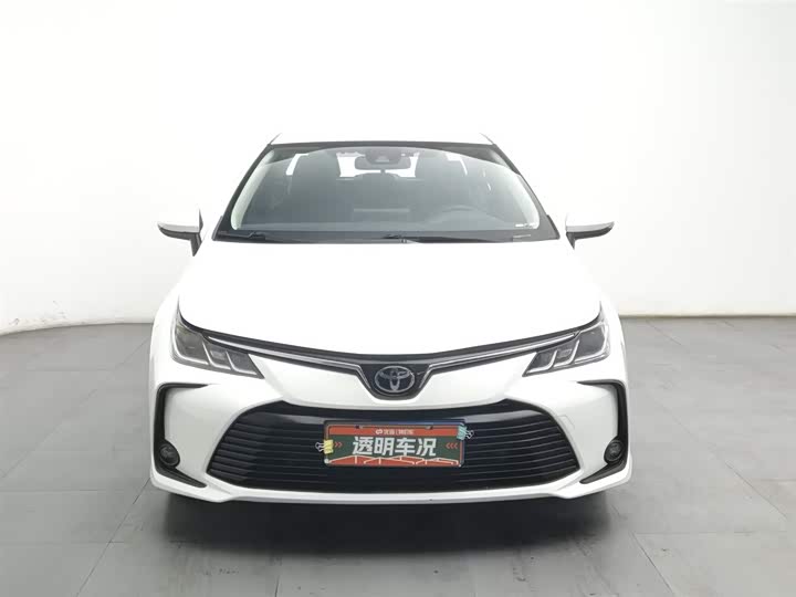 Фото 3 - Toyota Corolla