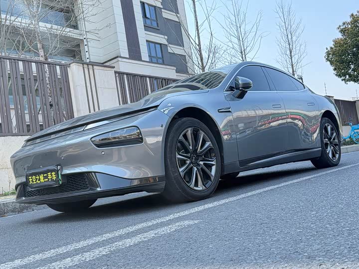 Фото 1 - XPeng P7