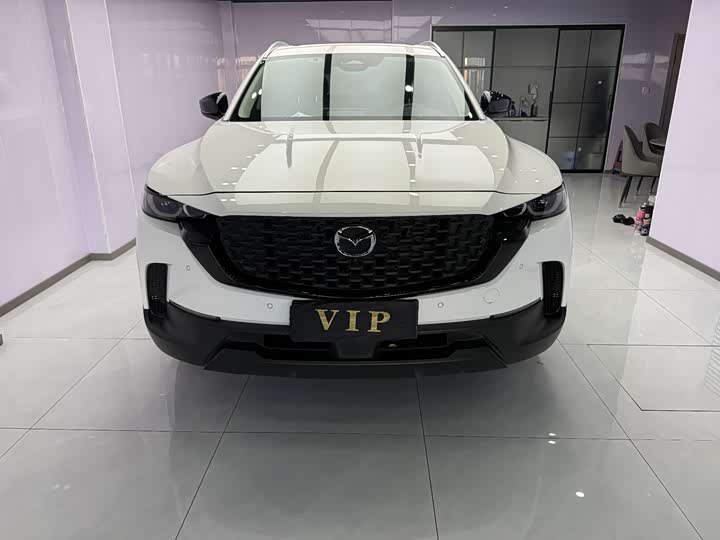Photo 2 - Mazda CX-50