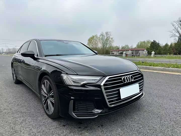 Фото 3 - Audi A6L