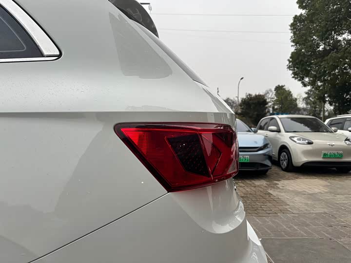 Фото 8 - Jetta VS7